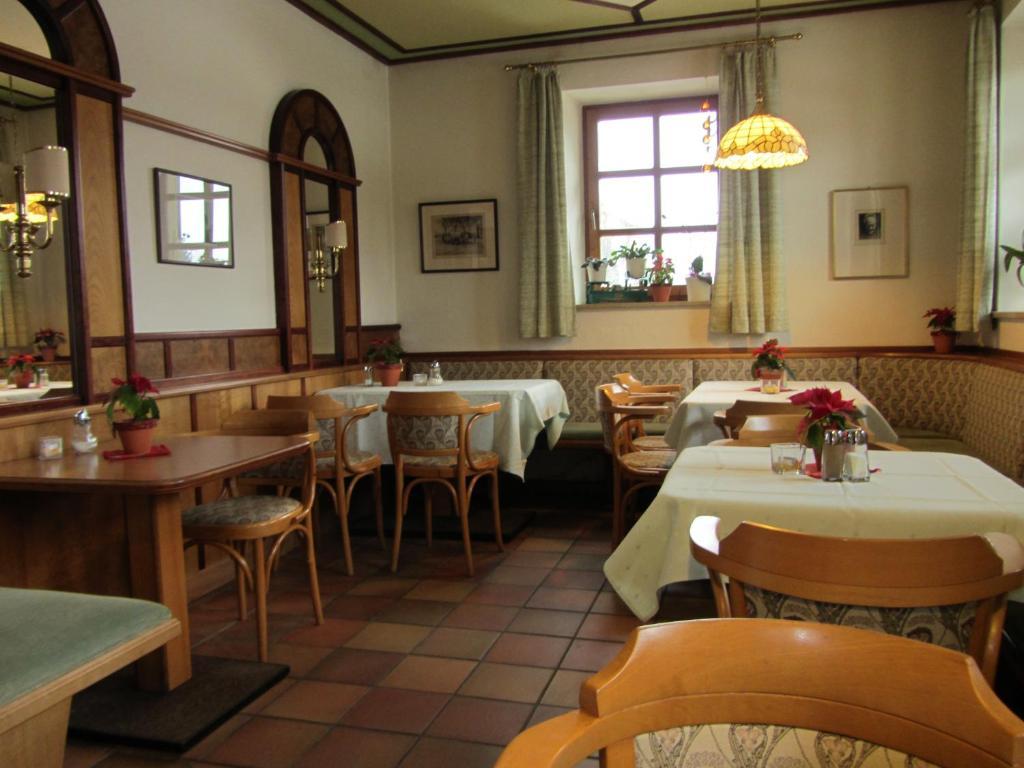 Pension Zur Alten Schmiede Цвизель Экстерьер фото